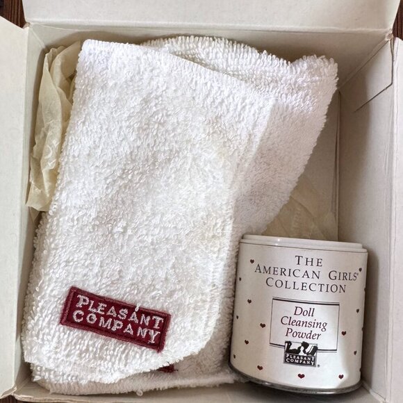 PLEASANT COMPANY American Girl Doll Care Kit Cleansing Powder Face Cloth Towel - Picture 3 of 3